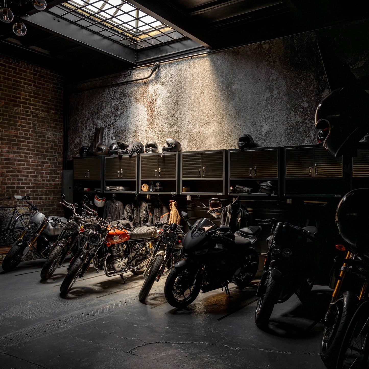 Gotham City Bikes, Color